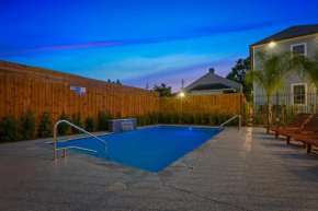 Spacious 3BR Condo w Pool Steps to St Charles Ave